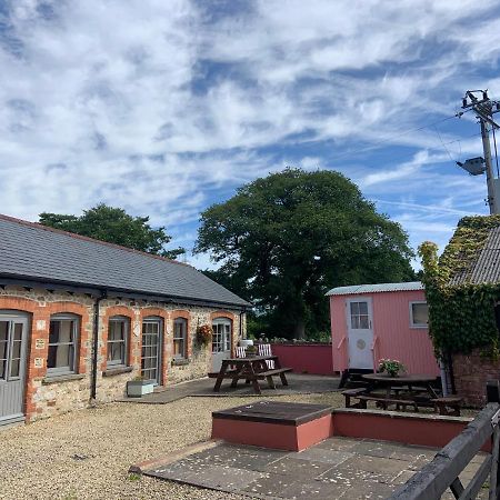 Swallow Cottage At Duffryn Mawr Cottages Hensol Bagian luar foto