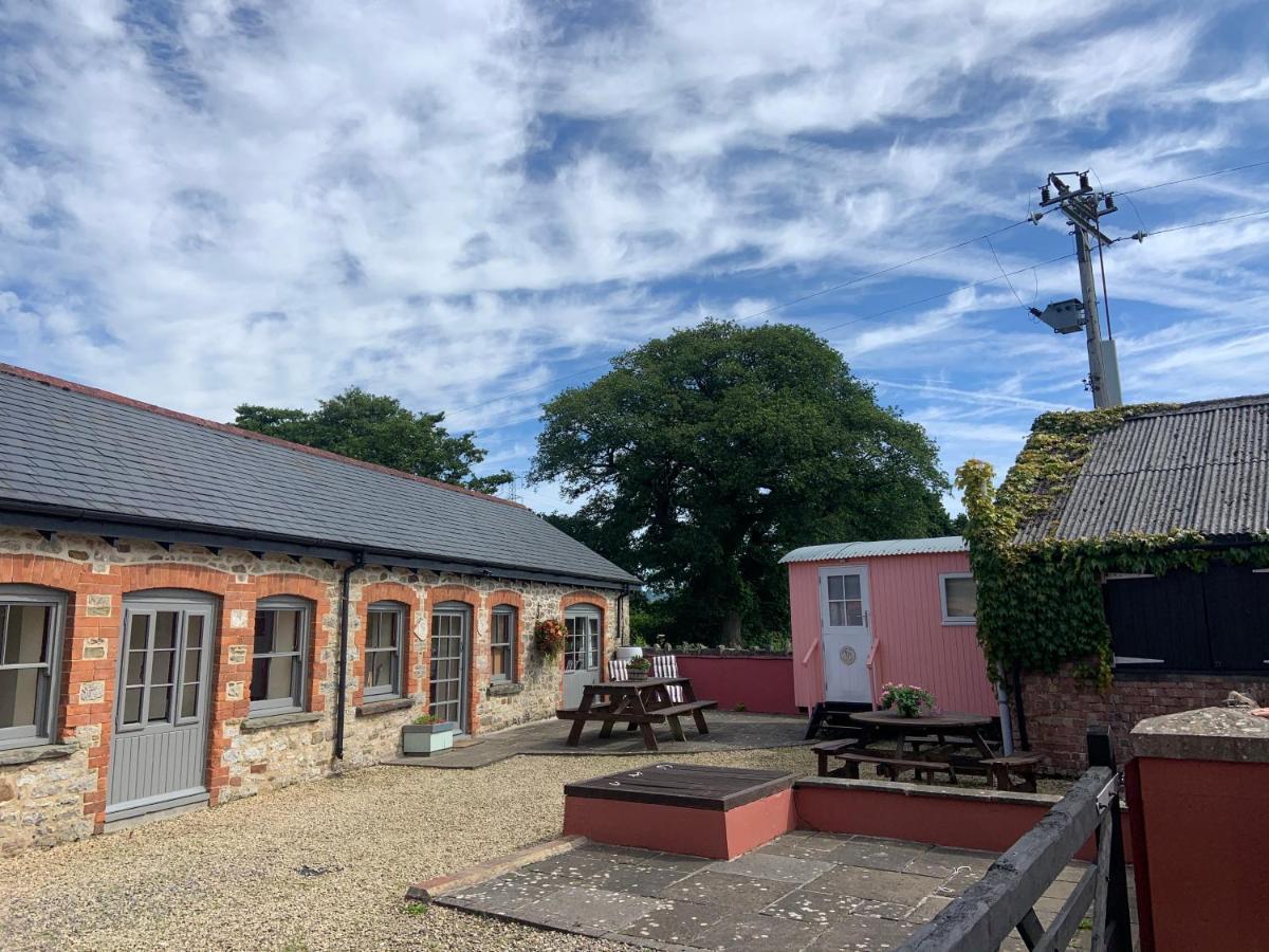 Swallow Cottage At Duffryn Mawr Cottages Hensol Bagian luar foto