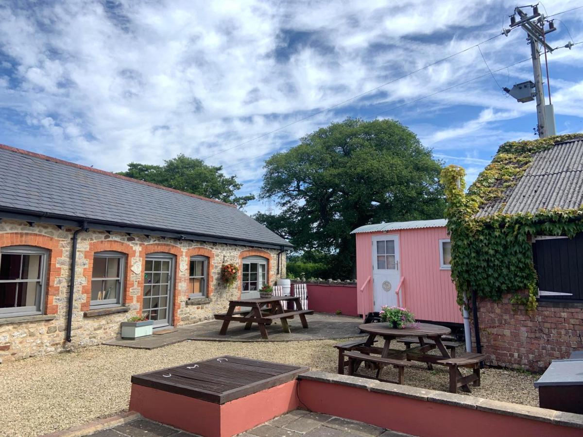 Swallow Cottage At Duffryn Mawr Cottages Hensol Bagian luar foto